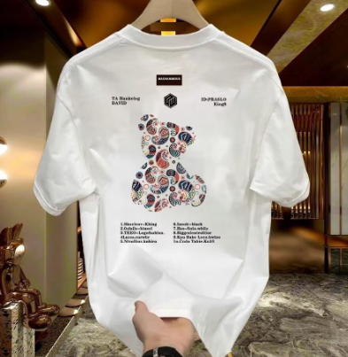 חולצת טי-שירט רחבה לגברים עם הדפס גרפי של מכתבי אהבה רטרו בסגנון אופנת רחוב تيشيرت فضفاض للرجال بطبعة غرافيك رسائل حب ريترو بنمط ملابس الشارع (ستريت وير)