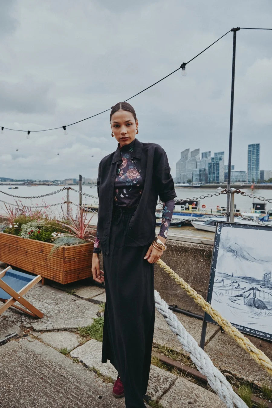 חצאית מקסי כותנה חלקה לנשים בגזרה גבוהה וישרה (A-Line), עם כיסים ומותן אלסטית בסגנון קז'ואל יומיומי מבית ZANZEA تنورة ماكسي قطنية سادة للنساء بخصر مرتفع وقصة مستقيمة (A-Line)، مع جيوب وخصر مرن بأسلوب كاجوال يومي من ماركة ZANZEA