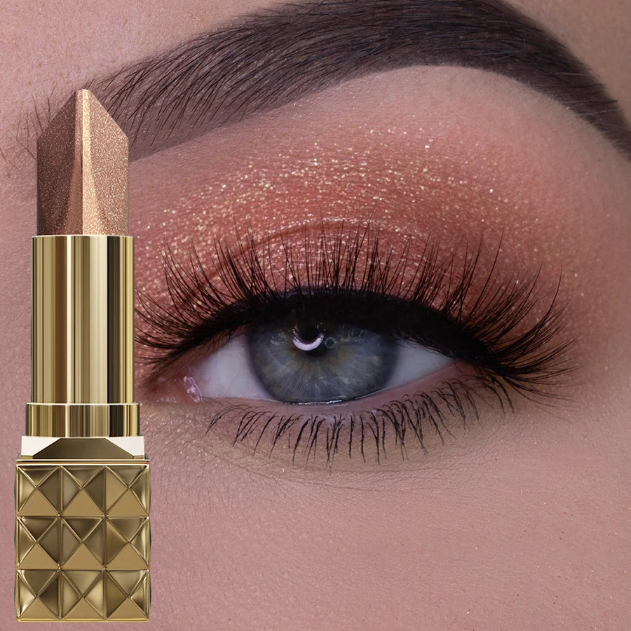 סטיק צלליות לעיניים בשני צבעים במרקם קטיפתי ומבריק (Shimmer) עמיד לאורך זמן ועמיד במים מבית KAFURUX דגם K7096 قلم ظلال عيون (ستيك צלליות) بلونين بملمس مخملي ولامع (Shimmer) يدوم طويلاً ومقاوم للماء من ماركة KAFURUX موديل K7096