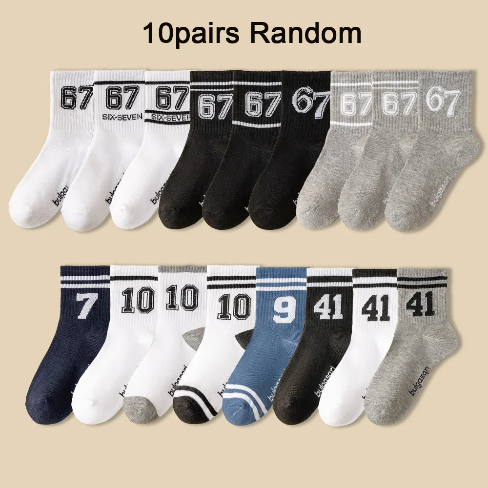 גרבי ספורט חצי ארוכות אופנתיות עם הדפס "87" לילדים ונוער (גילאי 7-12) – הזמינו עכשיו! جوارب رياضية متوسطة الطول وعصرية مع طبعة "87" للأطفال والشباب (عمر 7-12 سنة)