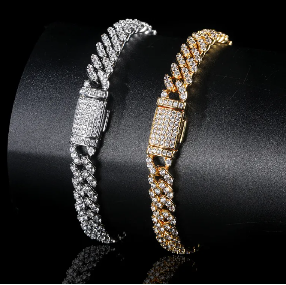 8mm Cuban Flip Bracelet