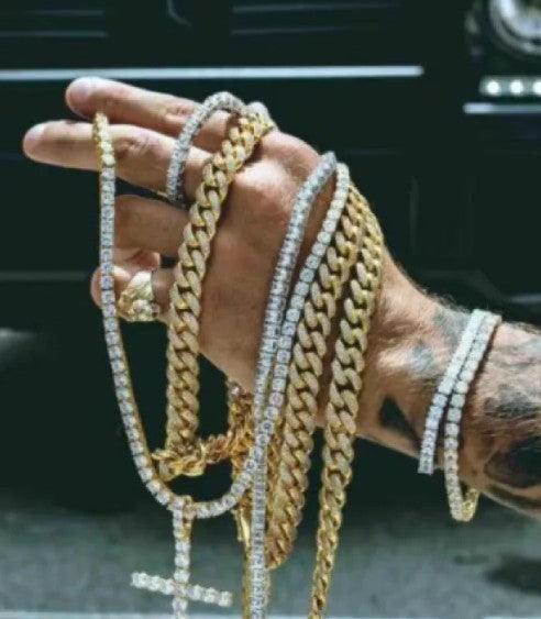 סט שרשרת וצמיד משובצי קריסטלים נוצצים Iced Out Chain and Bracelet Set